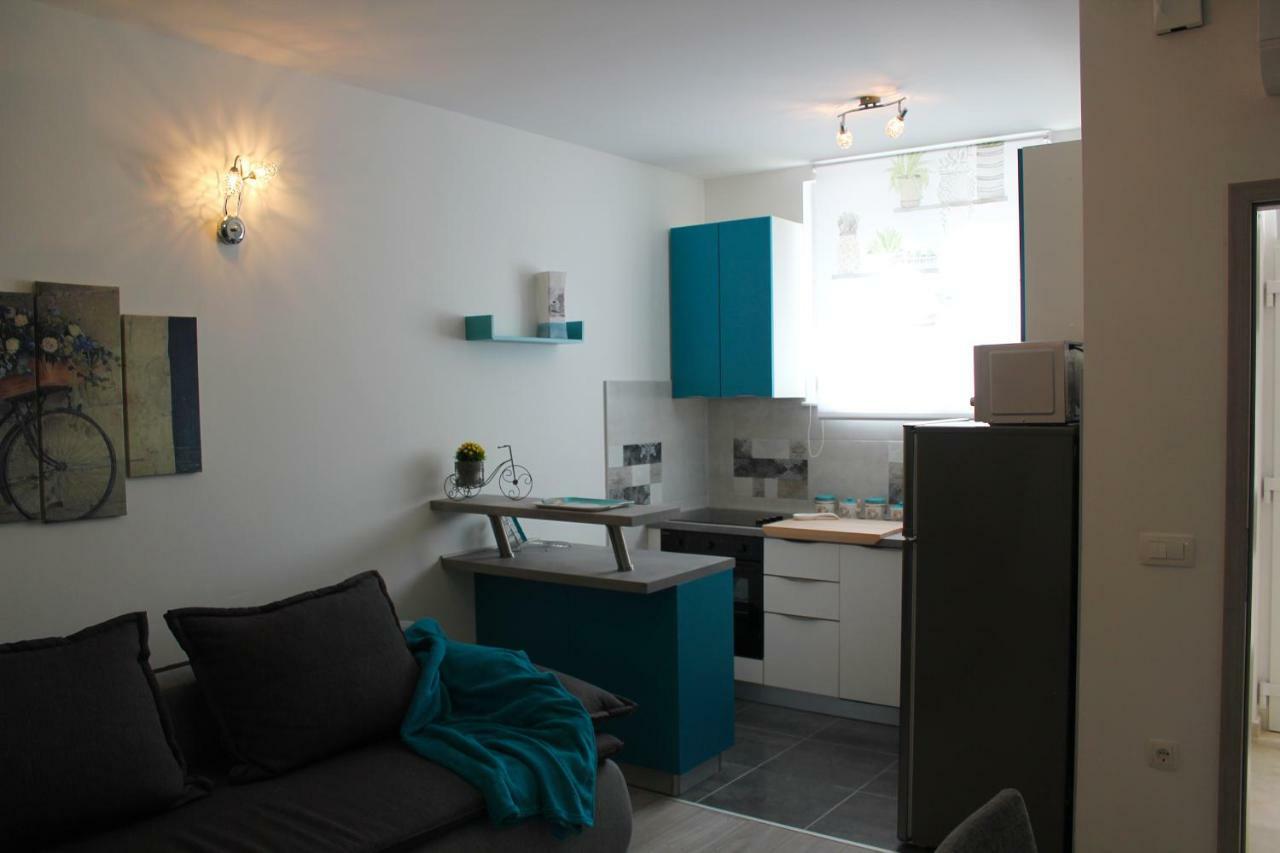 Apartment Kala Kastela Ngoại thất bức ảnh